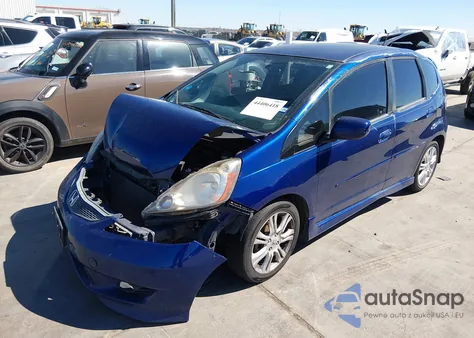 2011 Honda Fit Sport z USA, uszkodzony, nr VIN JHMGE8H57BC019014